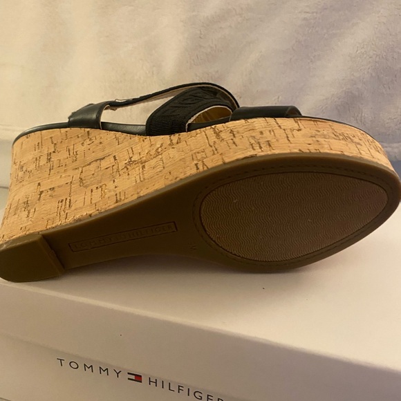 Tommy Hilfiger Black Wedge Sandals with Cork Platform - Picture 4 of 5